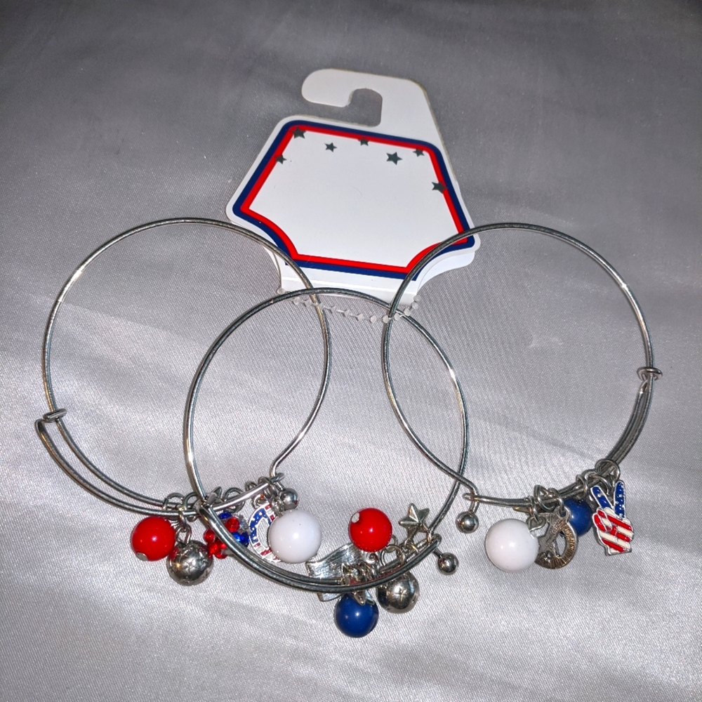 NWT! Patriotic Bangle Bracelets with Charms